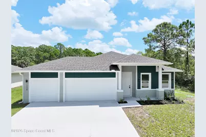 371 Halloran Street SE, Palm Bay, FL 32909 - Photo 1