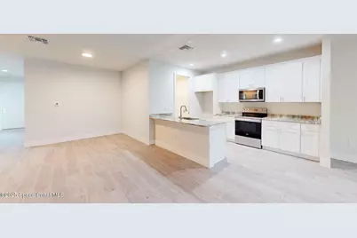 105 Delia Avenue NW, Palm Bay, FL 32907 - Photo 6