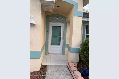 823 Hunters Creek Drive, Melbourne, FL 32904 - Photo 2