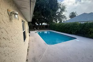 823 Hunters Creek Dr, Melbourne, FL 32904 - Photo 18