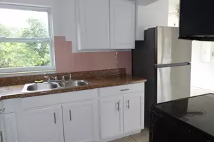 2107 Little John Rd, Melbourne, FL 32935 - Photo 6