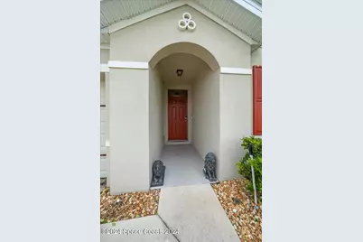 319 Moray Drive SW, Palm Bay, FL 32908 - Photo 4