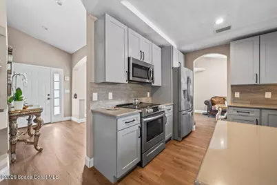 1323 Beche Street SE, Palm Bay, FL 32909 - Photo 6