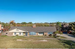 999 Sunswept Rd NE, Palm Bay, FL 32905 - Photo 12
