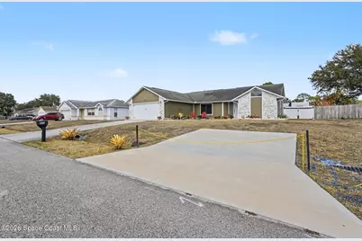 435 NE Delmonico Street NE, Palm Bay, FL 32907 - Photo 2