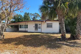 1465 Hillcrest Dr, Melbourne, FL 32935 - Photo 2