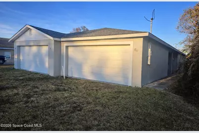 2521 Pond Street, Melbourne, FL 32901 - Photo 1