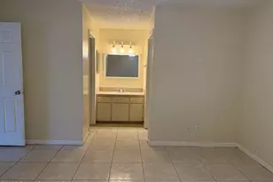 858 Hanau Ave NW, Palm Bay, FL 32907 - Photo 8