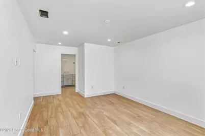 213 E Grant Avenue, Cocoa Beach, FL 32931 - Photo 24