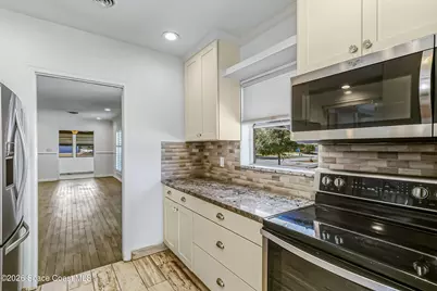 1811 Hickory Street, Melbourne, FL 32901 - Photo 8