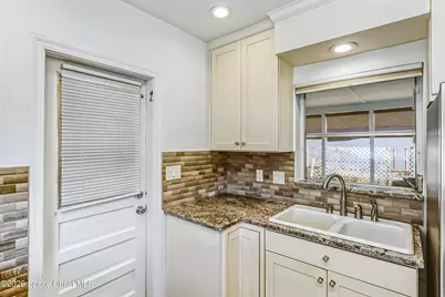 1811 Hickory Street, Melbourne, FL 32901 - Photo 6