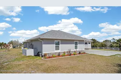 322 Trotters Street, Palm Bay, FL 32909 - Photo 4