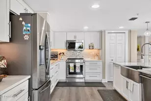 8472 Ridgewood Ave, Cape Canaveral, FL 32920 - Photo 16