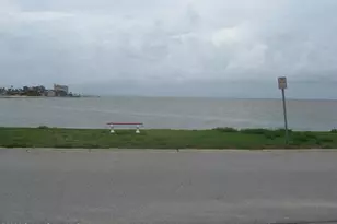 190 E Olmstead Dr, Titusville, FL 32780 - Photo 2