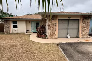 1624 S Daytona Ave, Flagler Beach, FL 32136 - Photo 2