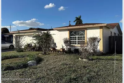 8517 Windsor Drive, Miramar, FL 33025 - Photo 2