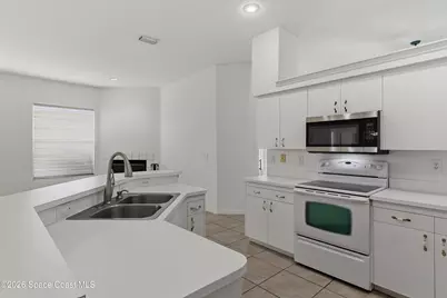 652 Sheridan Woods Drive, Melbourne, FL 32904 - Photo 14