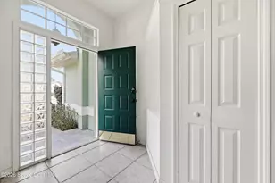 652 Sheridan Woods Dr, Melbourne, FL 32904 - Photo 4