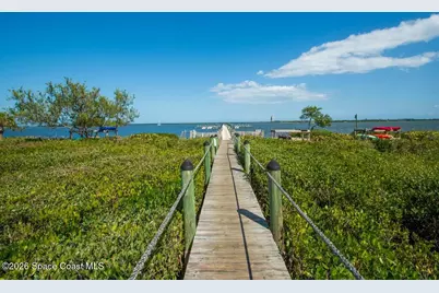 6240 E Mirror Lake Drive #201, Sebastian, FL 32958 - Photo 18