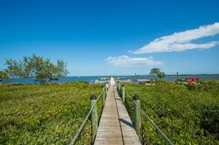 6240 E Mirror Lake Dr, Sebastian, FL 32958 - Photo 18