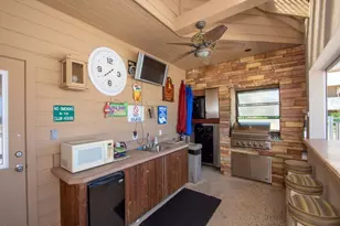 6240 E Mirror Lake Dr, Sebastian, FL 32958 - Photo 14