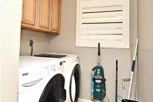 4570 Ocean Beach Blvd, Cocoa Beach, FL 32931 - Photo 8