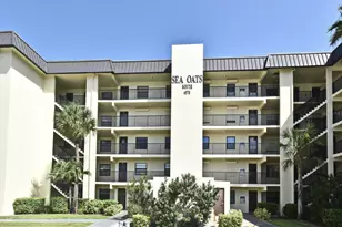 4570 Ocean Beach Blvd, Cocoa Beach, FL 32931 - Photo 2