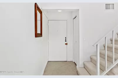 4740 Lake Waterford Way W #2-112, Melbourne, FL 32901 - Photo 4