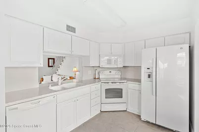 4740 Lake Waterford Way W #2-112, Melbourne, FL 32901 - Photo 12