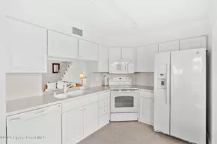 4740 Lake Waterford Way W, Melbourne, FL 32901 - Photo 12