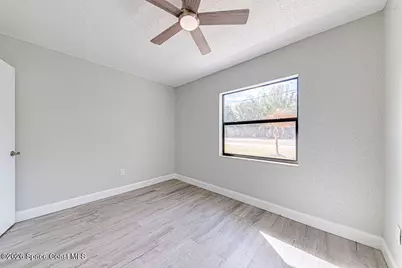 2773 W Hickory Circle, Mims, FL 32754 - Photo 18