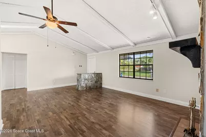 364 Hatcher Street SE, Palm Bay, FL 32909 - Photo 8
