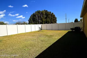 977 Trinity St, Rockledge, FL 32955 - Photo 4