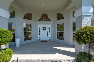 215 Beverly Ct, Melbourne Beach, FL 32951 - Photo 4