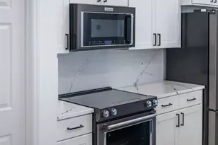 215 Beverly Ct, Melbourne Beach, FL 32951 - Photo 32