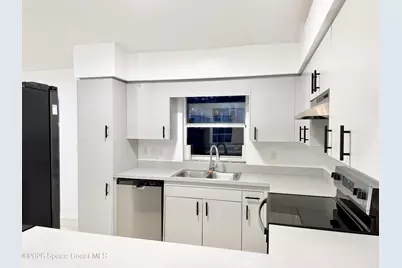 3723 W Malory Court, Cocoa, FL 32926 - Photo 6