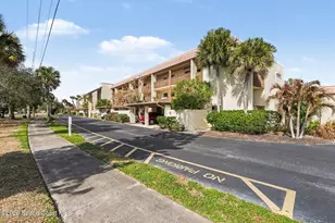 1611 Minutemen Causeway SE, Cocoa Beach, FL 32931 - Photo 16