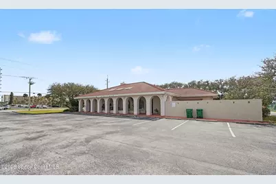 1727 N Atlantic Avenue, Cocoa Beach, FL 32931 - Photo 38
