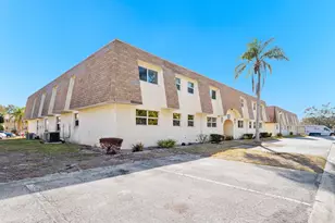 3135 Shady Dell Ln, Melbourne, FL 32935 - Photo 2