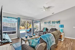 1040 Jacaranda Cir, Rockledge, FL 32955 - Photo 18