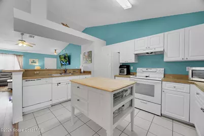 8016 106th Avenue, Vero Beach, FL 32967 - Photo 14