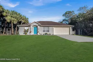 8016 106th Ave, Vero Beach, FL 32967 - Photo 2