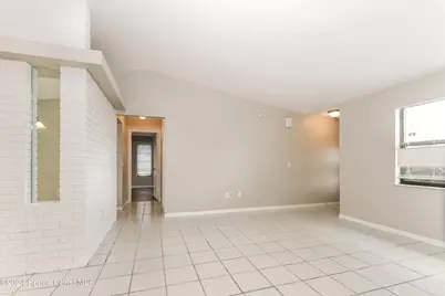 350 NE Genesee Avenue, Port Saint Lucie, FL 34983 - Photo 4