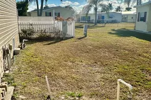 1418 Barefoot Cir, Barefoot Bay, FL 32976 - Photo 24