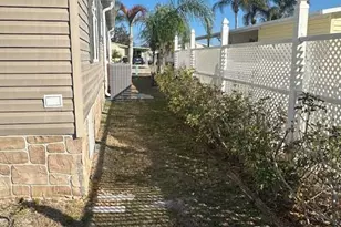 1418 Barefoot Cir, Barefoot Bay, FL 32976 - Photo 22