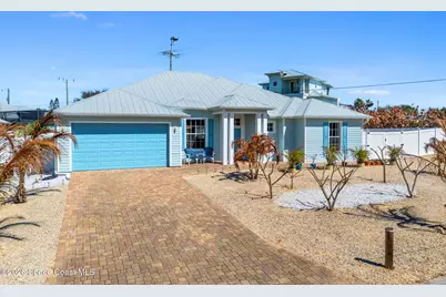 1139 S Brevard Avenue, Cocoa Beach, FL 32931 - Photo 2