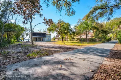 535 Robinhood Drive, Merritt Island, FL 32953 - Photo 4