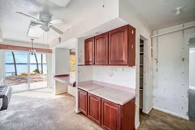 535 Robinhood Drive, Merritt Island, FL 32953 - Photo 18