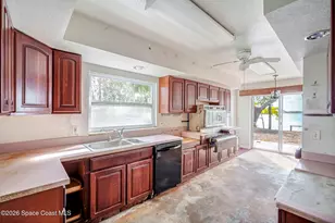 535 Robin Hood Dr, Merritt Island, FL 32953 - Photo 14