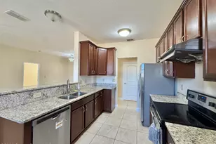 181 Del Monte St NE, Palm Bay, FL 32907 - Photo 10